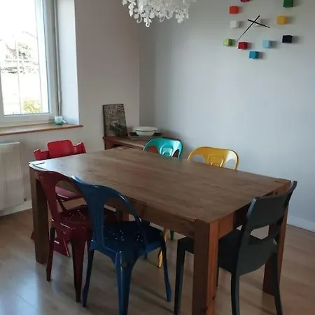 Authentique, Vintage, Harmonieux Et Wifi Rapide Apartment *